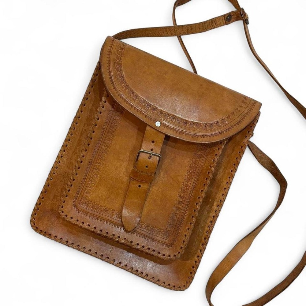 Vintage 70s tooled leather satchel bag